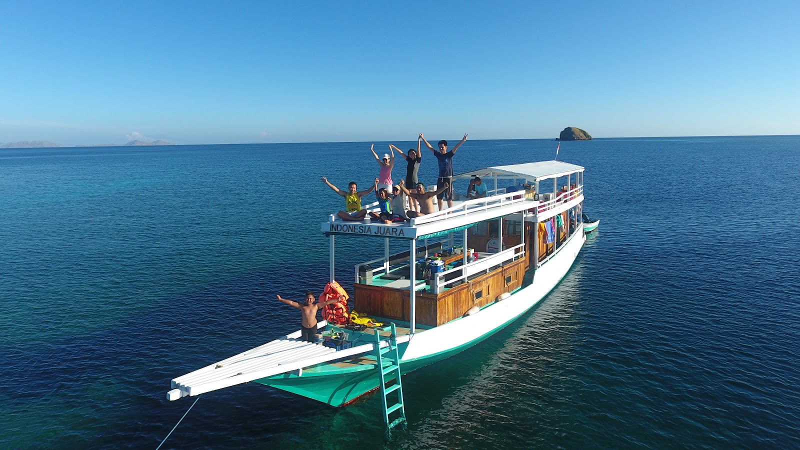 Komodo Liveaboard Crew Standards in 2027: The Ratio, the Paperwork, and the First-Hour Briefing Test