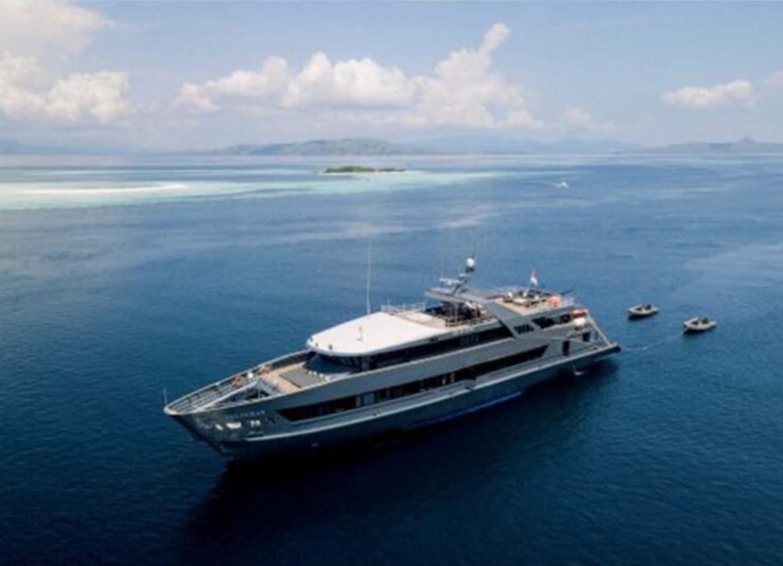 Private Phinisi Yacht Charter Komodo National Park Rp 35,000,000 Per Night