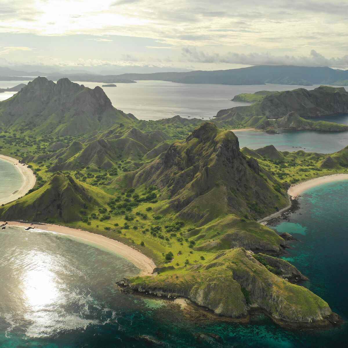 Komodo vs Bali: Which Indonesia Trip in 2026?
